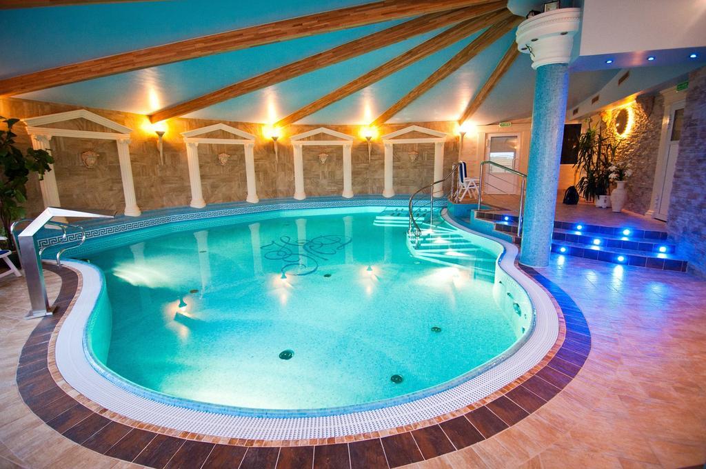 Hotel Mazurski Dworek Міколайкі Екстер'єр фото