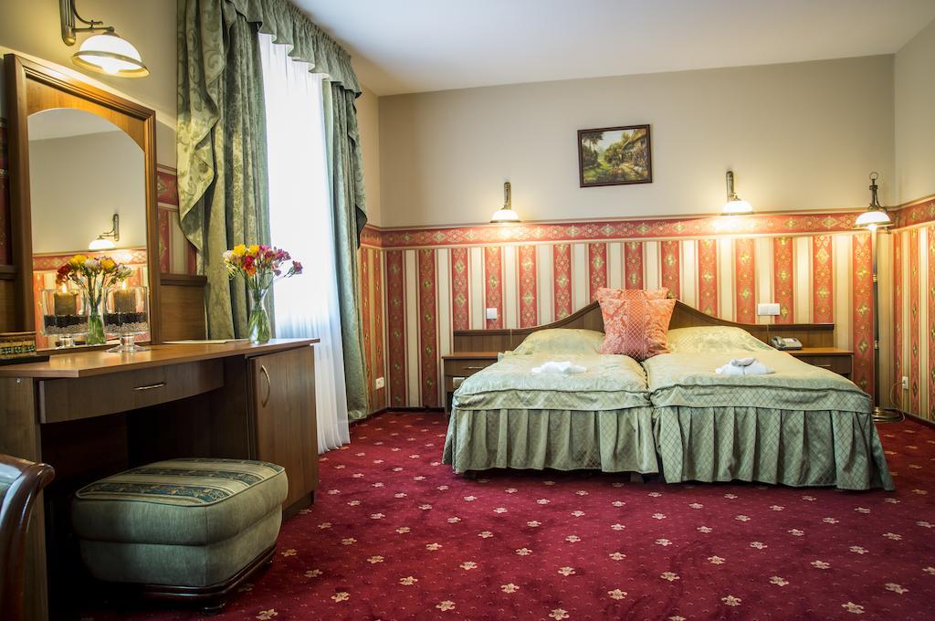 Hotel Mazurski Dworek Міколайкі Номер фото